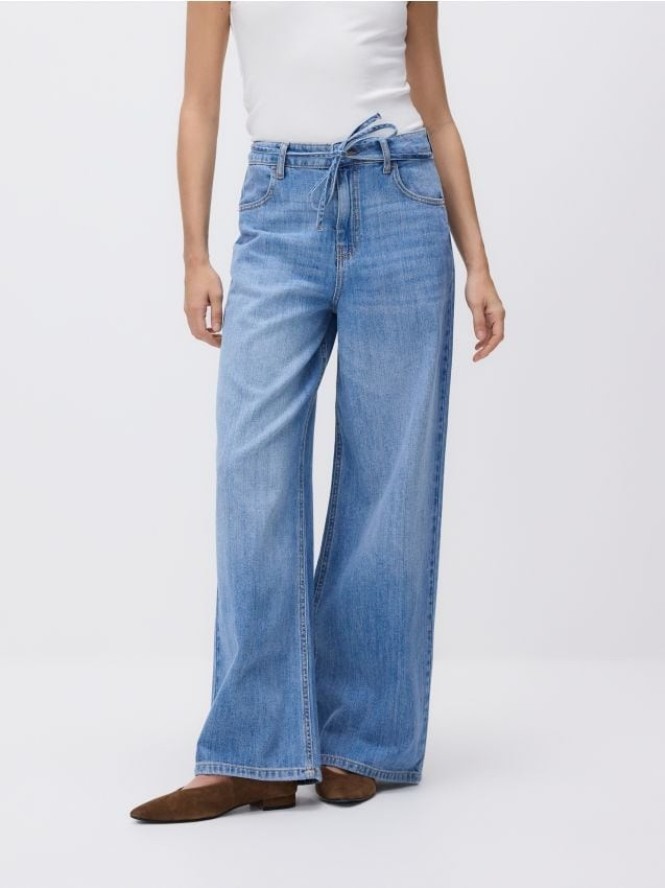 Jeansy wide leg z wiązaniem - niebieski