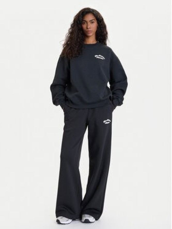 New Balance Bluza WT53516 Czarny Relaxed Fit