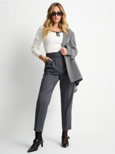 Spodnie z paskiem na kant - szary