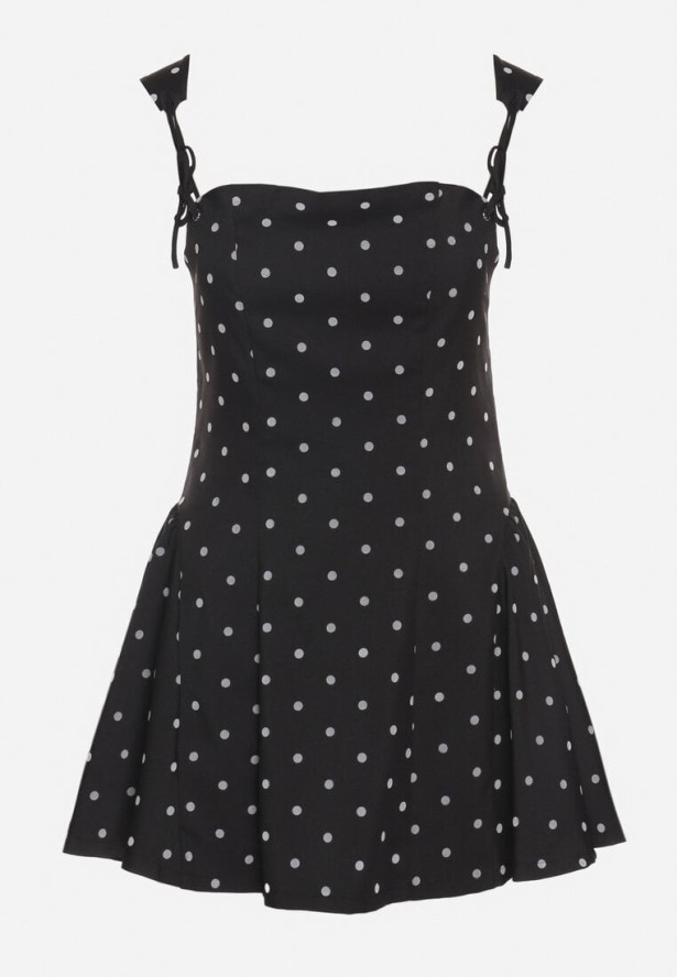 Czarna Sukienka Vices w Grochy o Rozkloszowanym Kroju z Wiązaniem na Ramiączkach Saririse