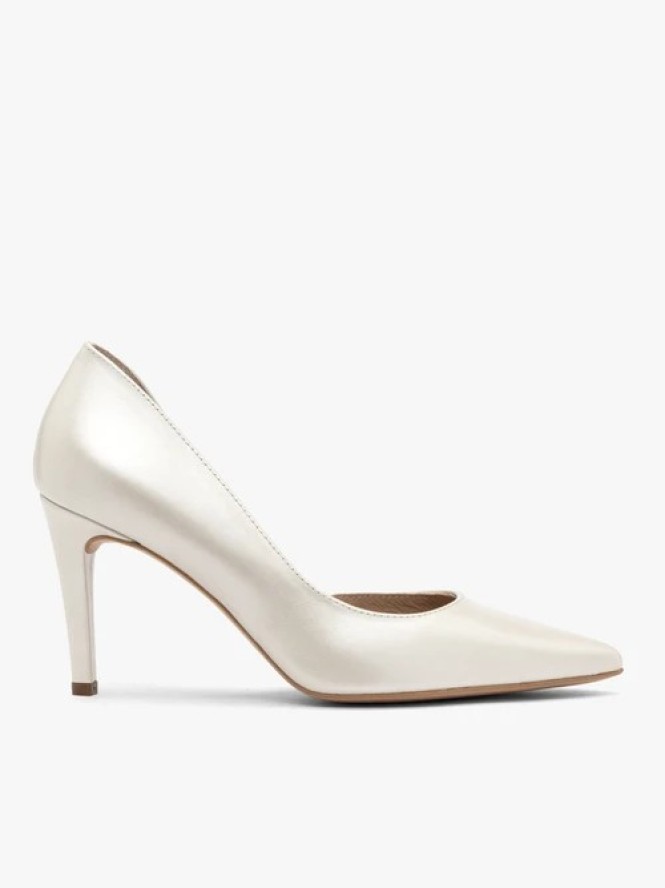 Perłowe czółenka na szpilce