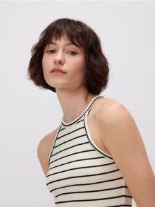 Top z dekoltem halter - wielobarwny