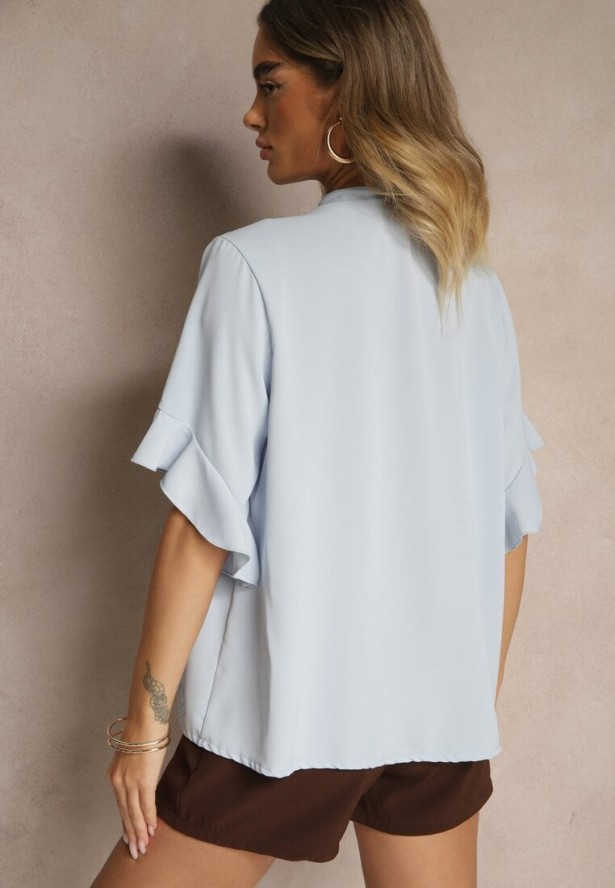 Jasnoniebieska Bluzka z Falbanami i Wiązaniem Fadeassa
