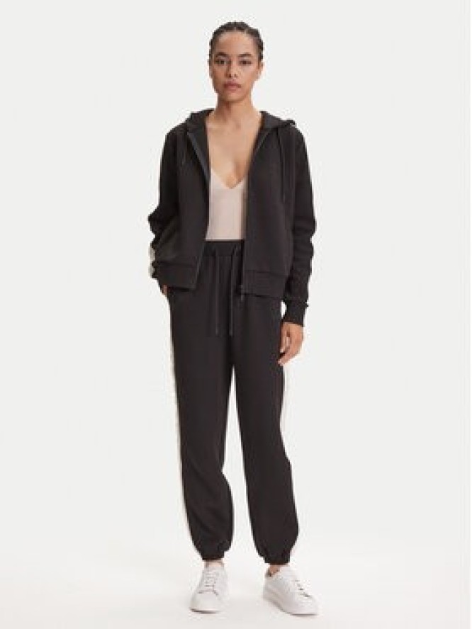 Guess Spodnie dresowe V5YB02 KB3P2 Czarny Regular Fit