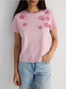 Bluzka z aplikacją 3D - pastelowy róż