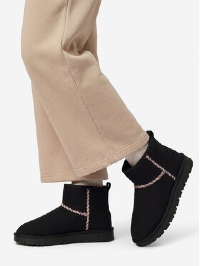 Roxy Śniegowce CEO-HY669020S-1 Czarny