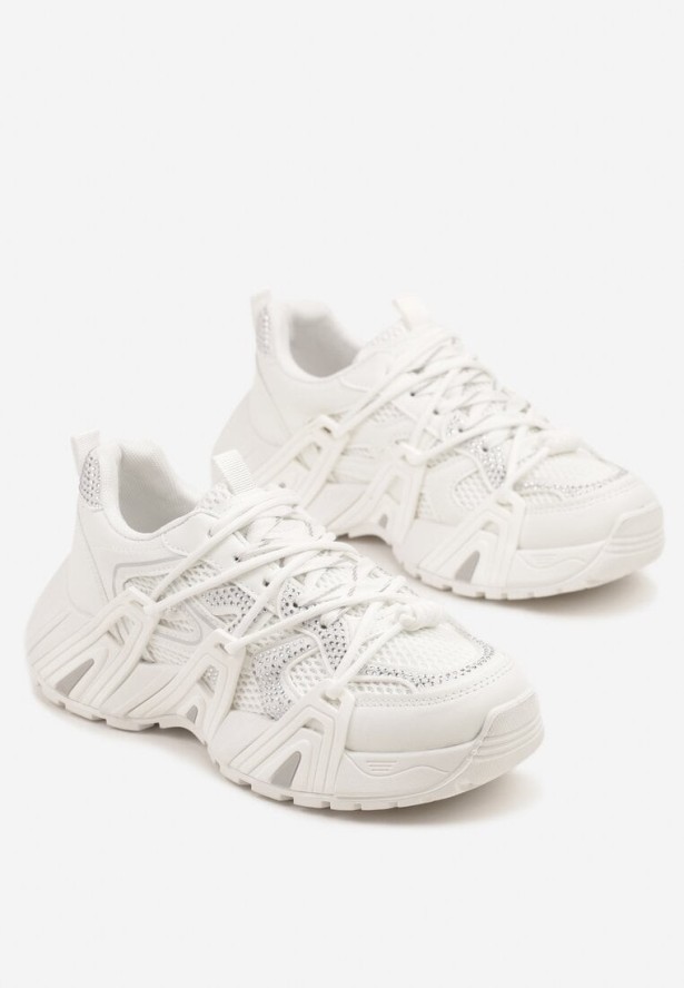 Białe Sneakersy na Grubej Podeszwie z Geometrycznym Wzorem i Cyrkoniami Lavinoria