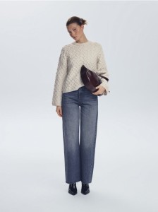 Strukturalny sweter - beżowy