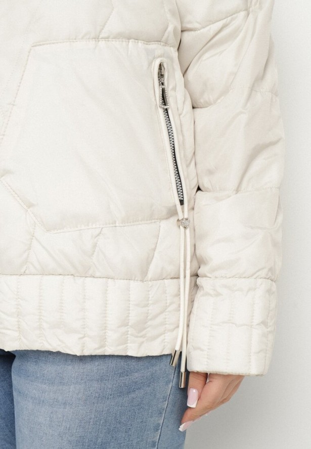 Biała Kurtka Dwustronna z Kapturem i Ozdobnym Pikowaniem Helritis