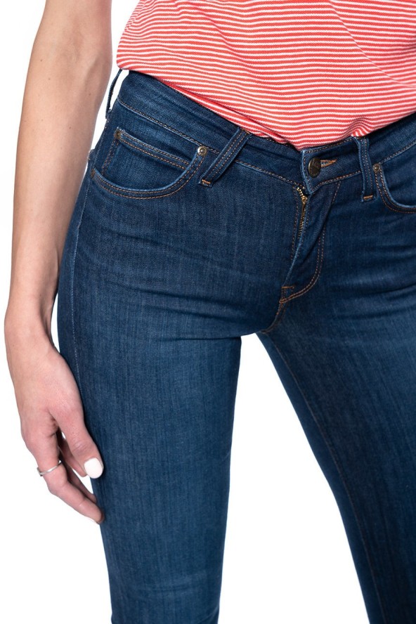 DAMSKIE SPODNIE JEANSOWE LEE SCARLETT FOSTER DARK L526MHBM 112111755