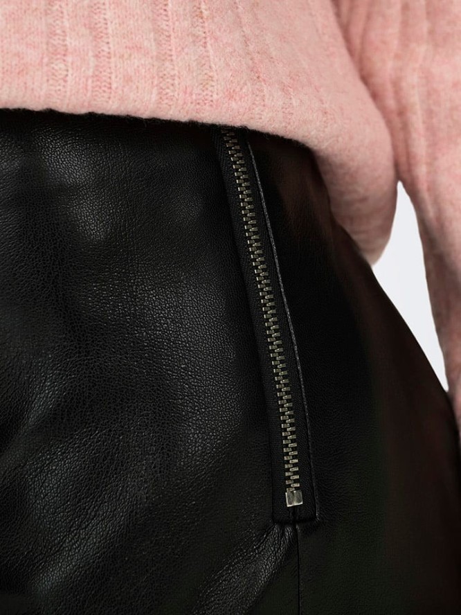 ONLY Spodnie w kolorze czarnym rozmiar: S/L32