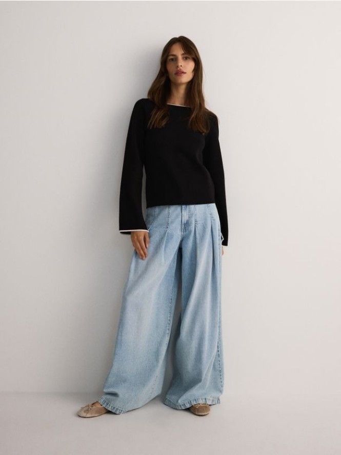 Sweter z wiskozą - czarny