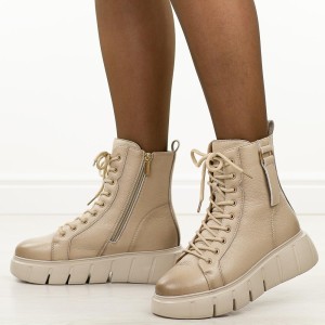 Beżowe skórzane botki damskie na platformie Cambell 19339