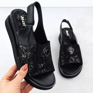 Sandały damskie na podwyższeniu z gumą czarne Jezzi RMR2267-2