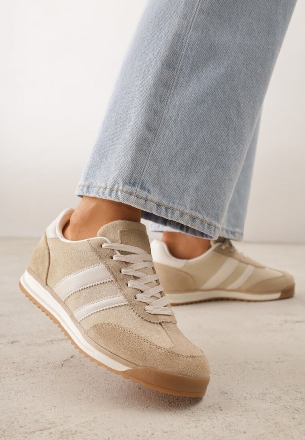 Beżowe Sneakersy Ozdobione z Boku Paskami Ariene