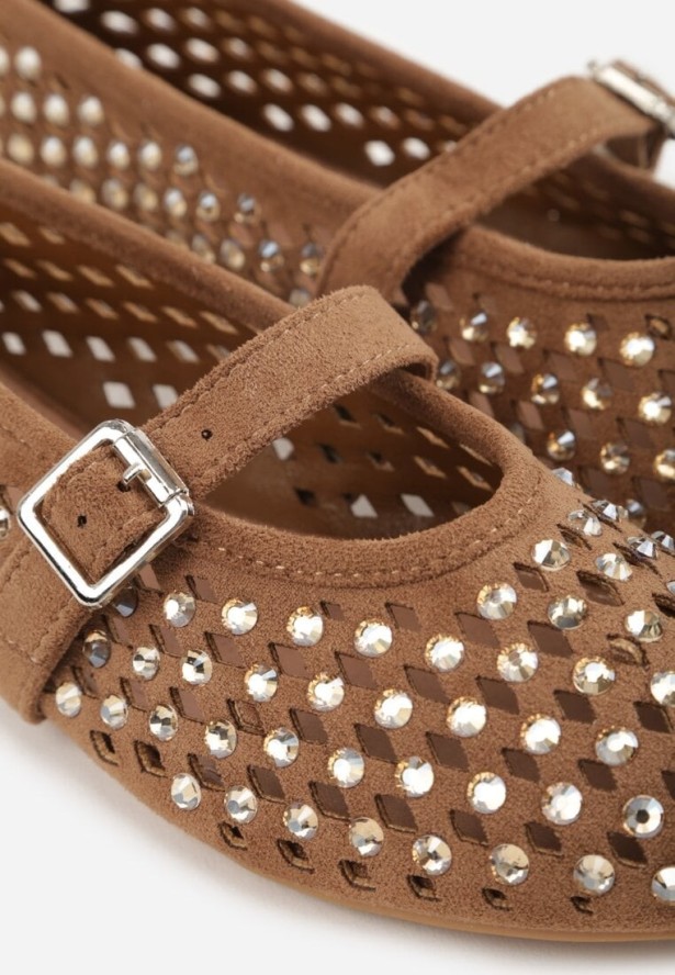 Brązowe Balerinki w Stylu Mary Jane z Cyrkoniami i Ażurową Cholewką Lyphenne