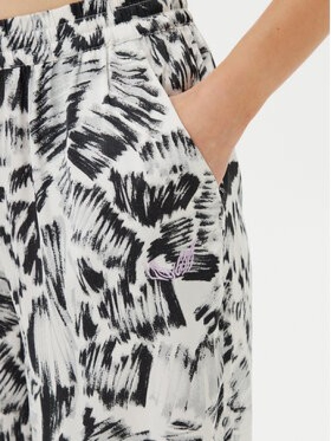 Volcom Spodnie materiałowe Alix B1212504 Biały Relaxed Fit