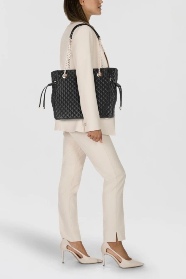 GUESS Czarna damska torebka Everlee Tote