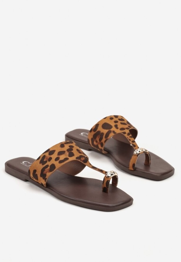 Panterkowe Klapki Japonki z Metaliczną Aplikacją Damissia