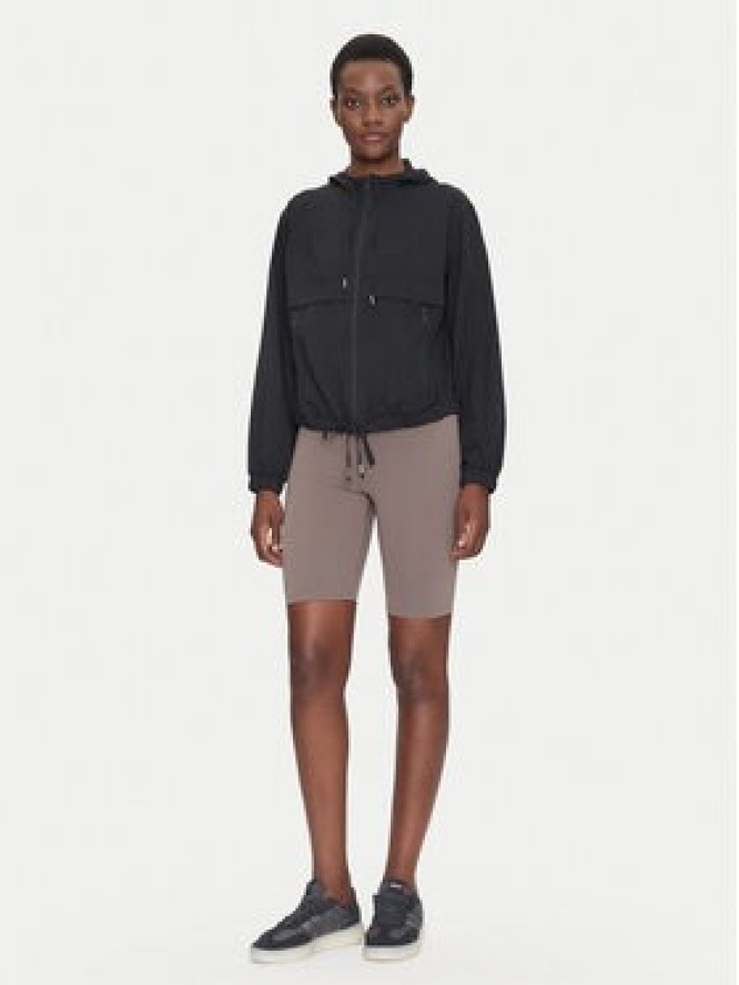 Girlfriend Collective Wiatrówka Allie 2020 Czarny Regular Fit