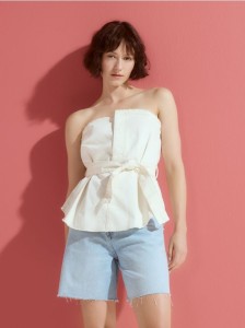 Top z paskiem - kremowy