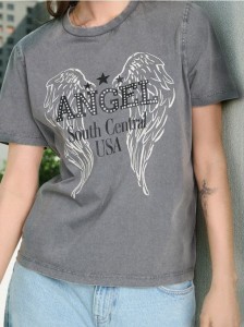 Koszulka z efektem sprania z ozdobnymi cyrkoniami - szary