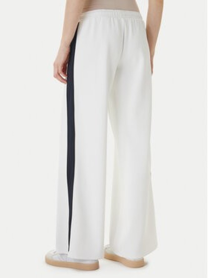 Guess Jeans Spodnie dresowe W6GBB6 KB212 Biały Relaxed Fit