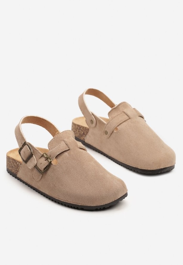 Ciemnobeżowe Klapki z Ekozamszu w Stylu Chodaków z Paskiem przy Pięcie Gonarith