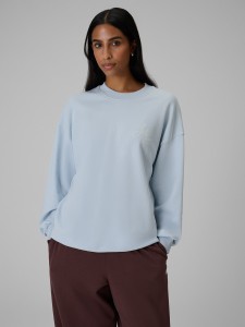4F Bluza dresowa relaxed bez kaptura damska - niebieska M