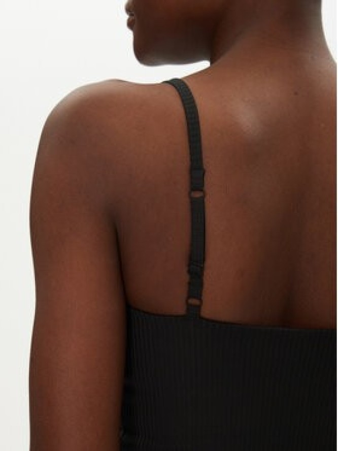 Girlfriend Collective Top Rib Cami 1037 Czarny Slim Fit