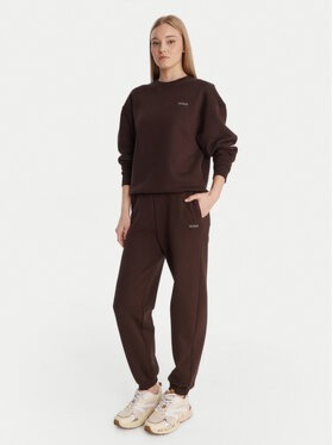 Guess Spodnie dresowe V6RB15 K9V31 Brązowy Regular Fit