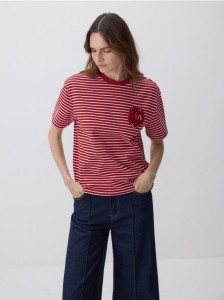 T-shirt z naszywaną aplikacją - czerwony