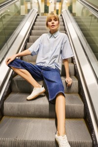 Jeansowe bermudy niebieskie