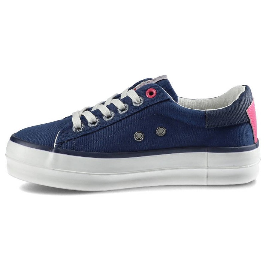 Trampki damskie Cross Jeans, z materiału tekstylnego o drobnym splocie z klasycznym sznurowaniem wzmocnioną strefą pięty oraz podwyższoną płaską pode