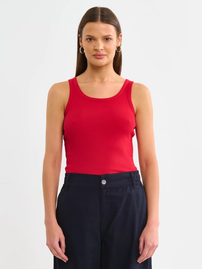 Koszulka damska na ramiączkach prążkowana czerwona Aurela 603