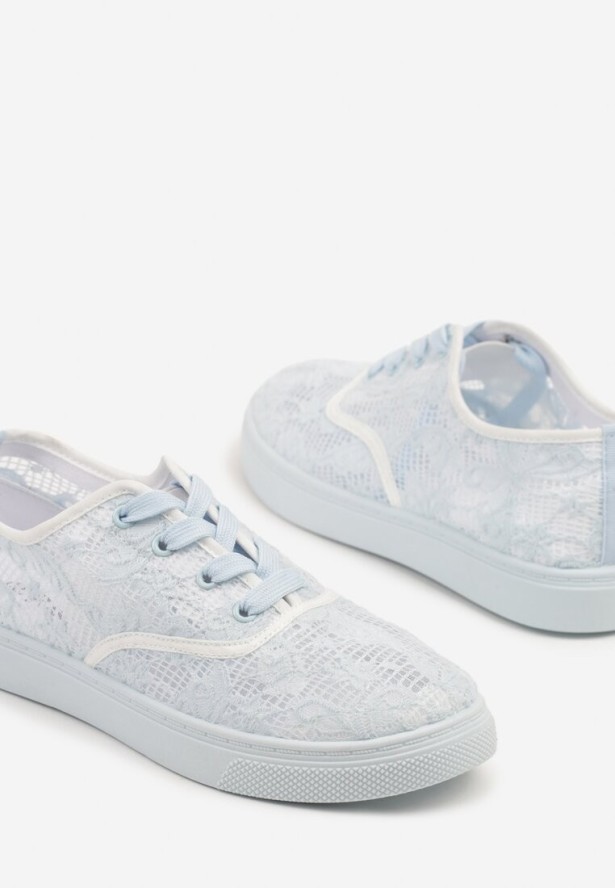 Jasnoniebieskie Tenisówki Ozdobione Koronką Orrisanne