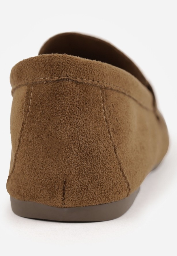 Ciemnobeżowe Mokasyny VICES z Modnymi Chwostami z Imitacji Zamszu z Wkładką z Naturalnej Skóry Calirea
