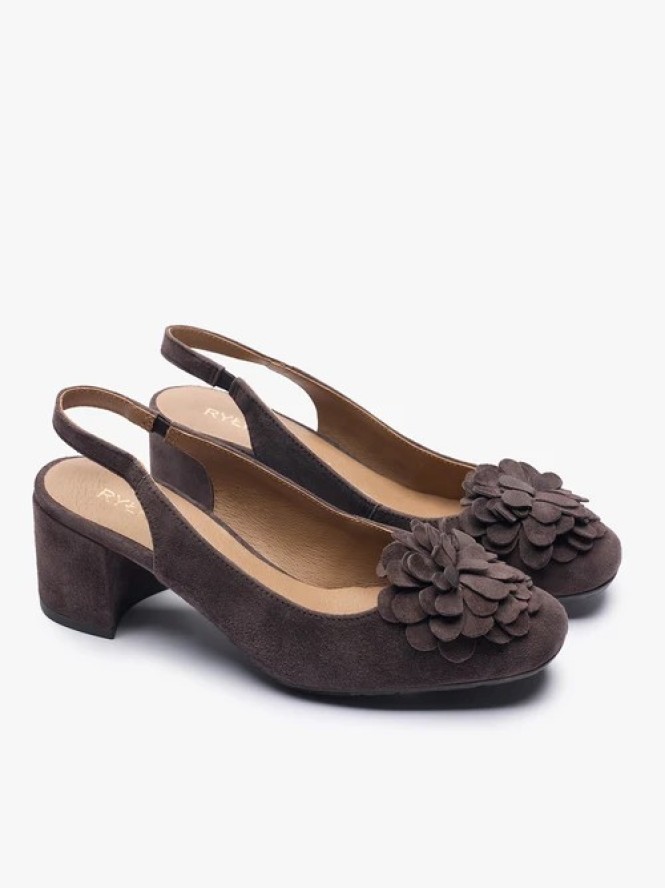 Ciemnobrązowe czółenka bez pięty slingback z kwiatem