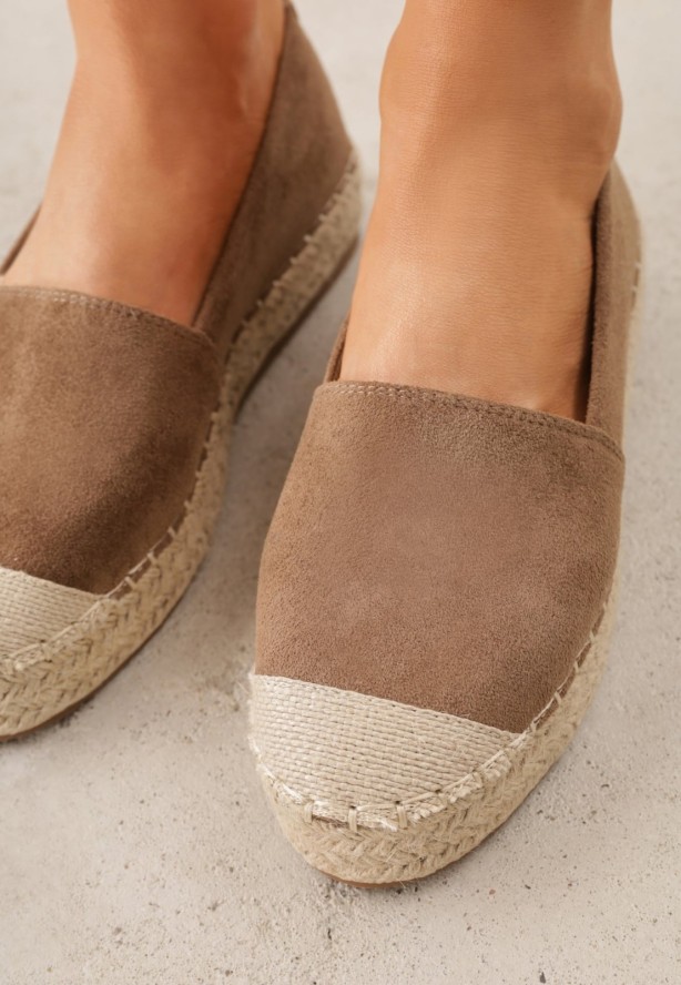 Brązowe Espadryle VICES w Klasycznym Stylu na Platformie z Plecionką Cherimare