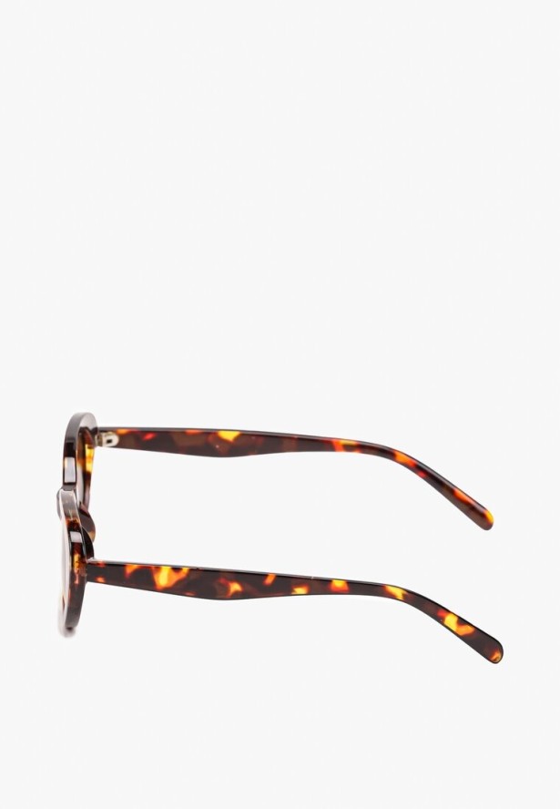 Brązowe Wąskie Okulary Przeciwsłoneczne Quotalea