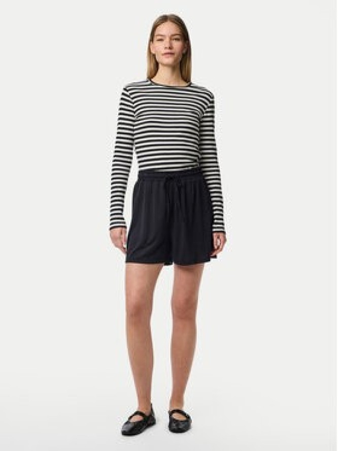 Pieces Szorty materiałowe Anora 17148783 Czarny Regular Fit