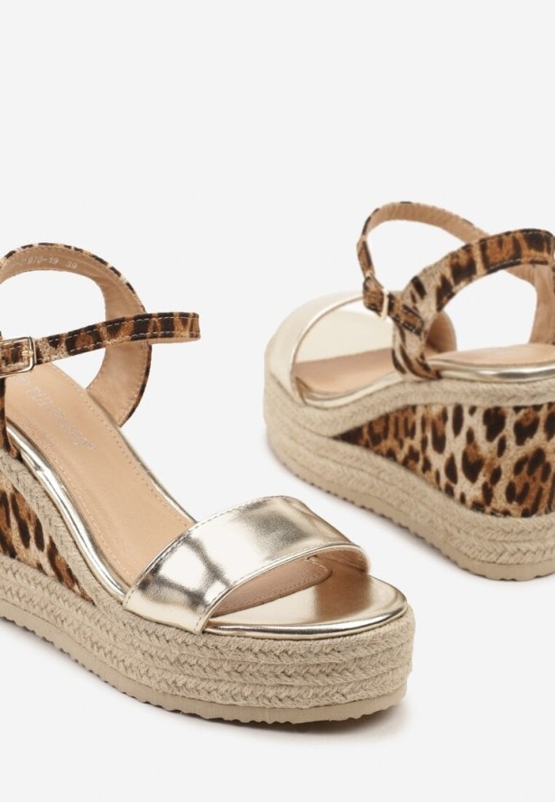 Złote Sandały na Platformie i Koturnie z Plecionką Merilithra