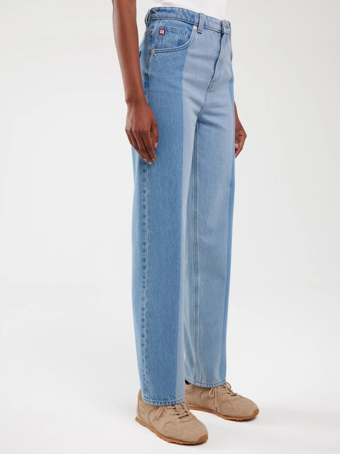 Jeansy damskie dwukolorowe jasnoniebieskie Avril 150