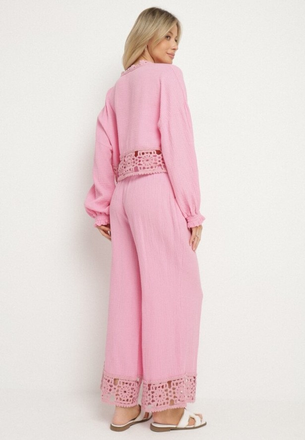 Różowy Bawełniany Komplet z Ażurowymi Zdobieniami Bluzka i Spodnie Palaniela