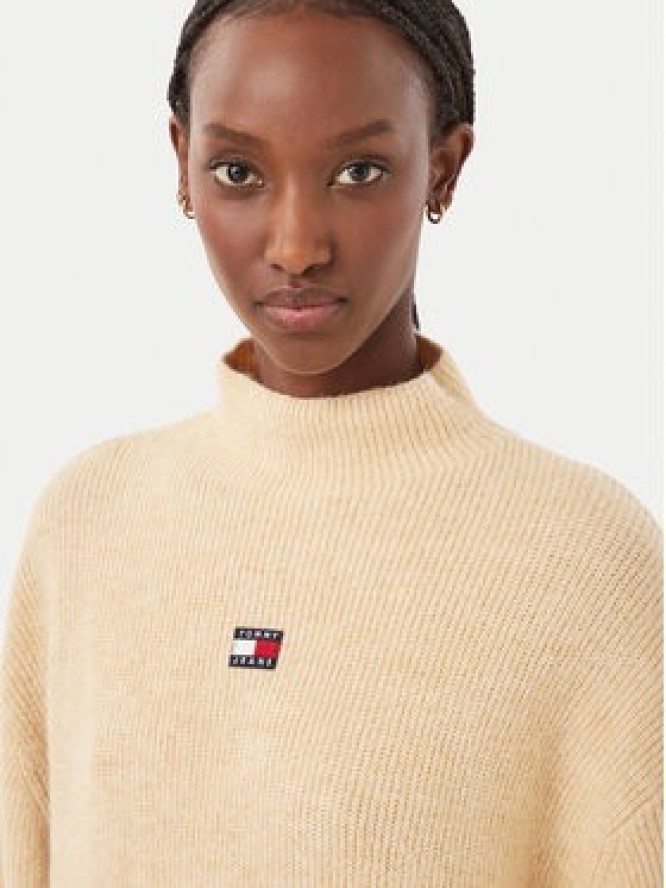 Tommy Jeans Sweter Badge DW0DW23349 Beżowy Relaxed Fit