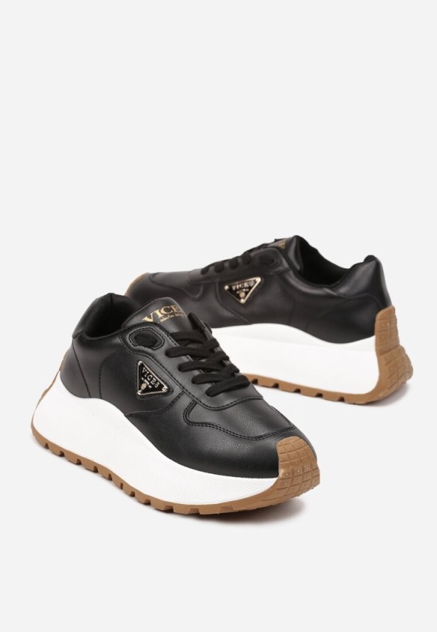 Czarne Sneakersy Vices na Platformie Ozdobione Metaliczną Aplikacją Nelviera