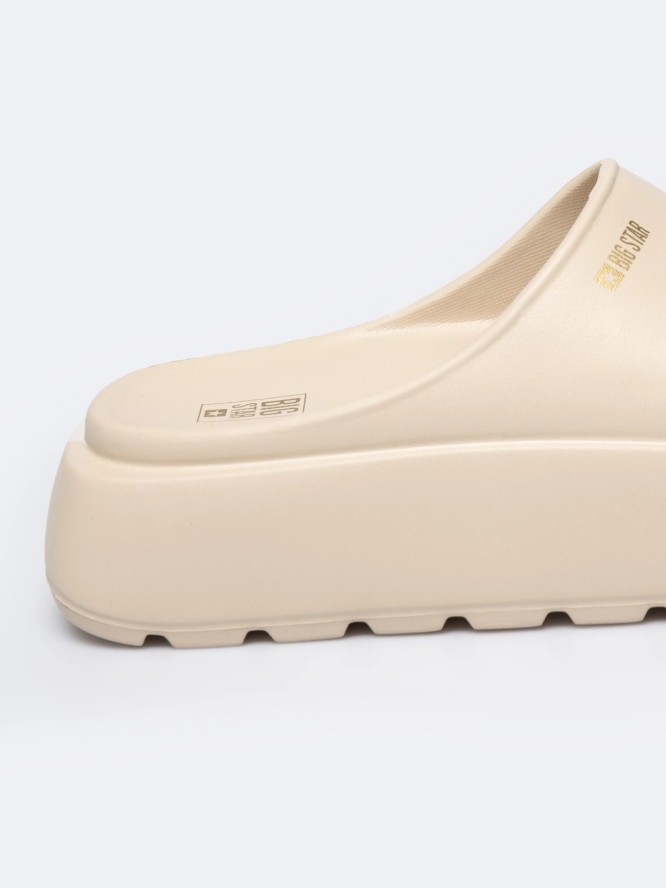 Klapki damskie na podwyższonej podeszwie beżowe RR274A569 801