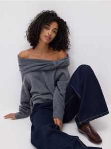 Sweter z kołnierzem - ciemnoszary