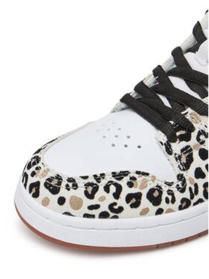 DC Shoes Sneakersy MANTECA 4 LX DC01747900 Biały