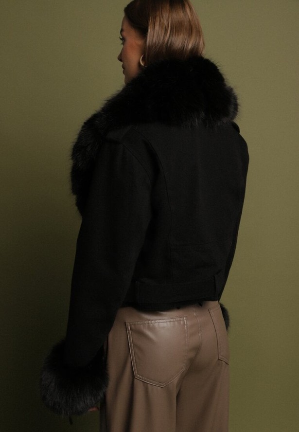 Czarna Ocieplana Kurtka Ramoneska z Futrem przy Kołnierzu i Rękawach Mevesala